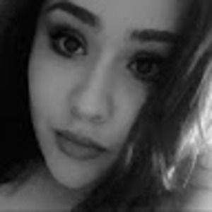 Meet your Posher, Fatima